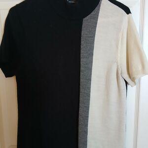 New York & Company Black, Gray, and Cream Short Sleeve Tee